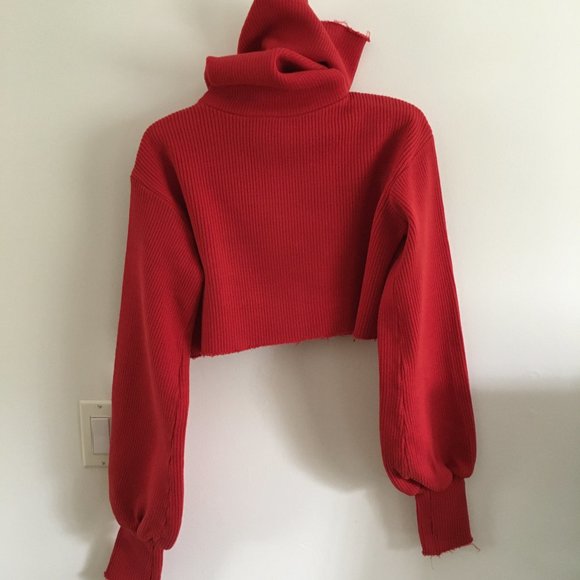 ❌SOLD❌ Orseund Iris Chunky Knit Cropped Turtleneck Red - Picture 2 of 7